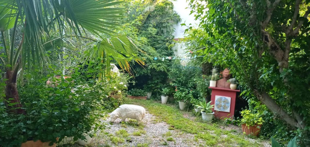 Casa Con Jardin Frente Playa De Burriana Villa Bagian luar foto