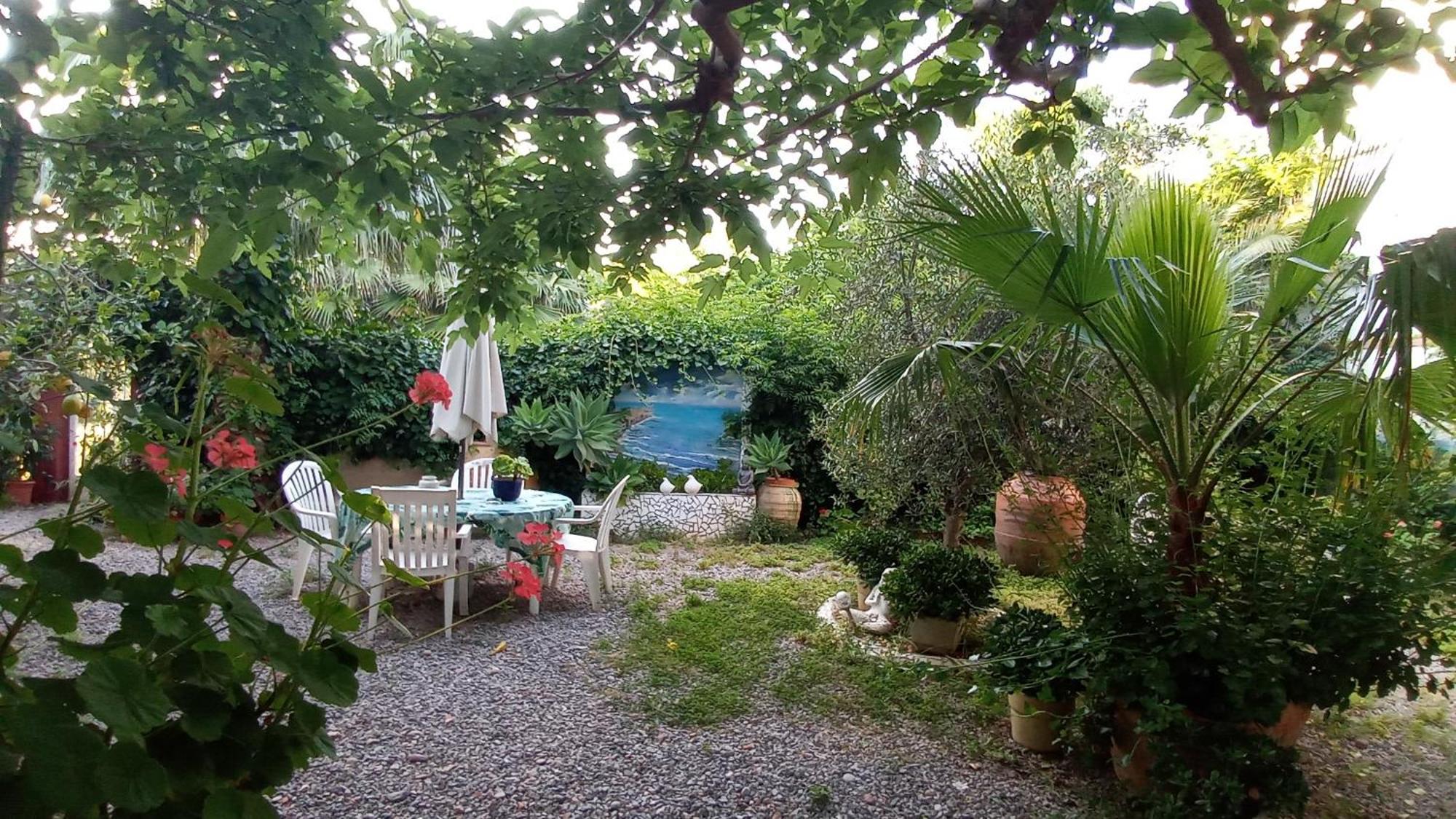 Casa Con Jardin Frente Playa De Burriana Villa Ruang foto