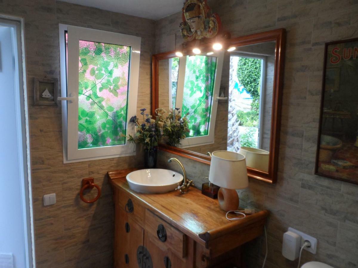 Casa Con Jardin Frente Playa De Burriana Villa Bagian luar foto