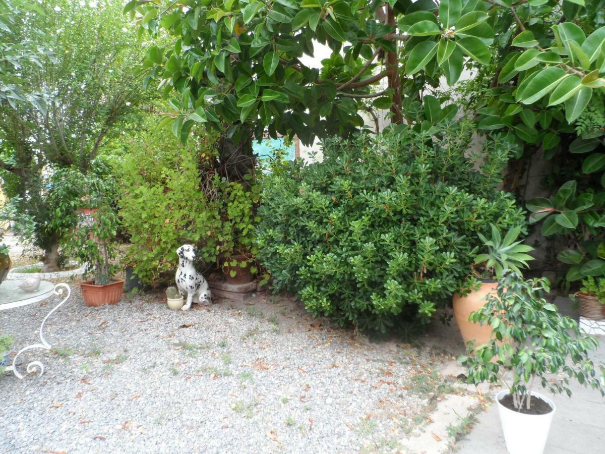 Casa Con Jardin Frente Playa De Burriana Villa Bagian luar foto